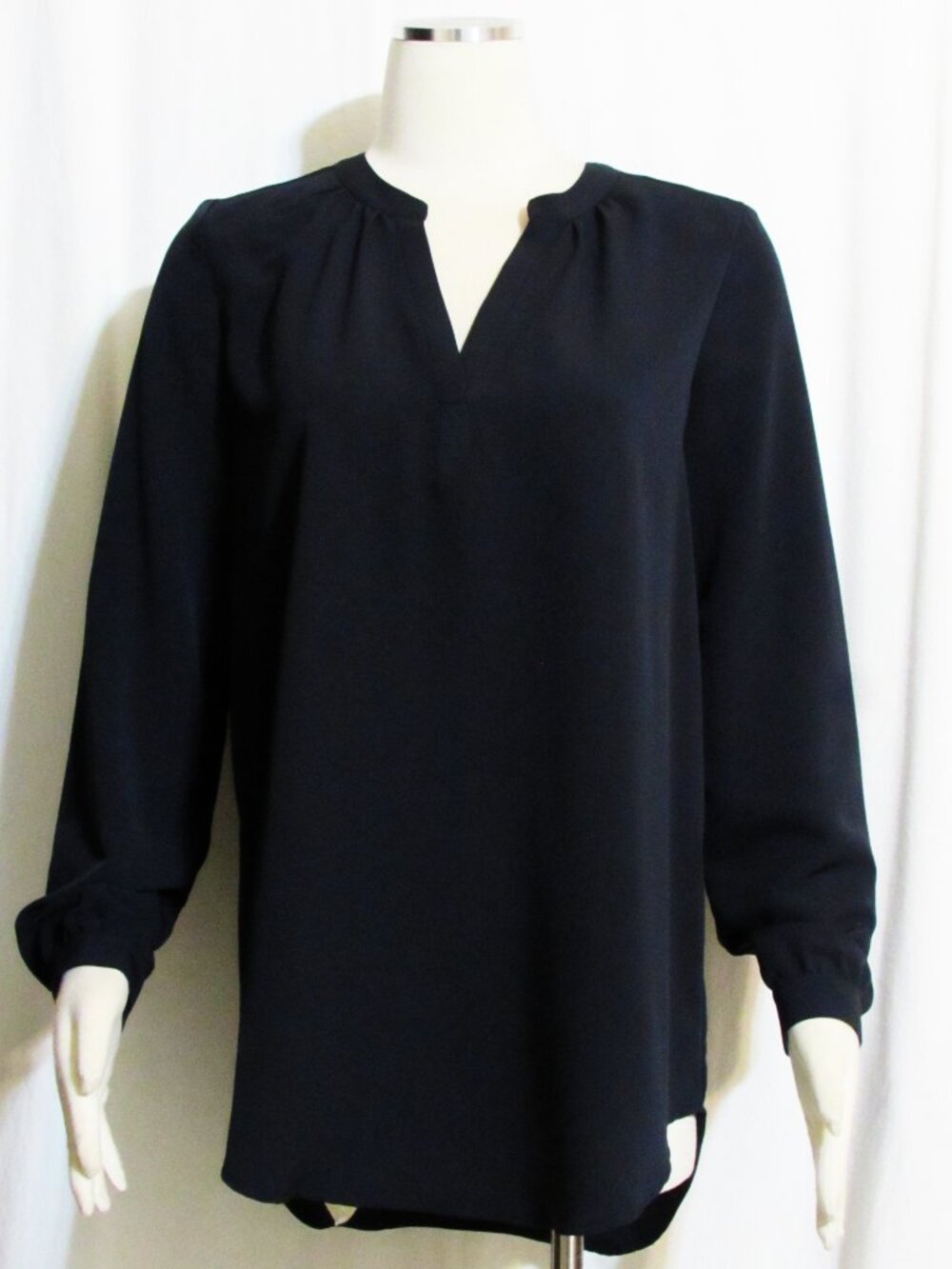 NEW Womens Ladies MADISON Black Silky Aysmmetrical Hem Long Sleeve Top ORIG $69